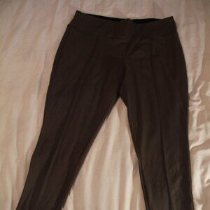 Pants, olive green. Size XXL. Apt 9. Like new.